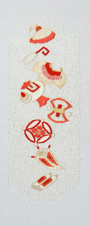 宝づくし 手刺繍半衿 / 縮緬・正絹 / ブライダル・ 袷用 / 白地×金糸