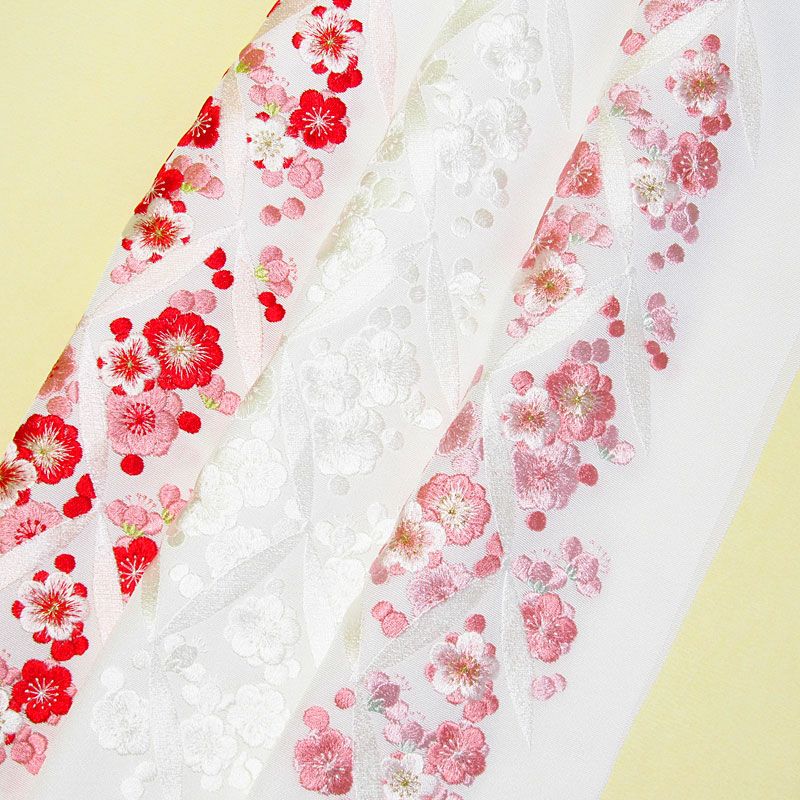 lady様おまとめ　 3042　正絹絵羽柄金糸刺繍半襟　804正絹地紋半襟 lady様おまとめ 3042 正絹絵羽柄金糸刺繍半襟 804正絹地紋半襟