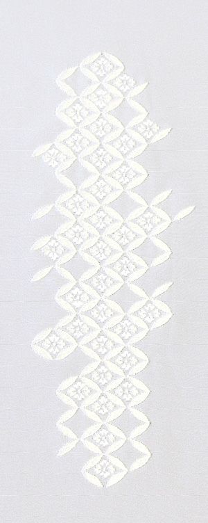 花まり No.15059 刺繍半衿 / 正絹・塩瀬 / 袷用 / 白地× 白金 / 半襟 