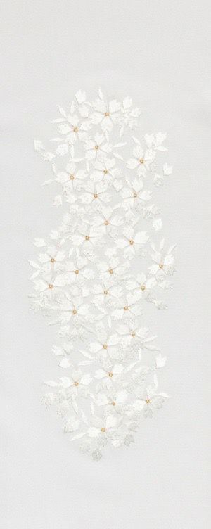 飛び桜絞り半衿 / 正絹 / 袷用 / 白地×桃色 / 半襟 | さんび公式 