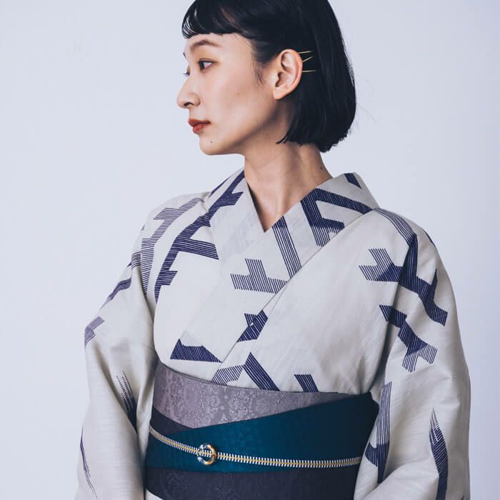 古今 浴衣 紫 パープル 花柄 高級 ブランド浴衣 Grandeir（グランディール）の「浴衣3点セット 矢車菊 花柄