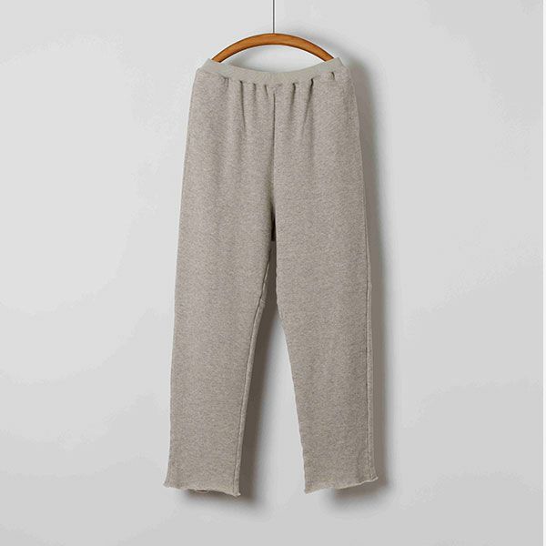 驚くほどに柔らかくて肌触りの良いカシミヤ混の最高級スウェットボトム