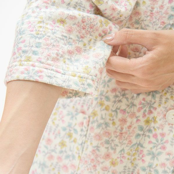 【Amour150】【小柄な方向け】ボタニカルフラワープリント薄手ニットキルトパジャマ